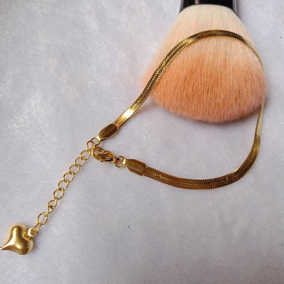 Heart Snake Chain Bracelet - Picture 5 of 9